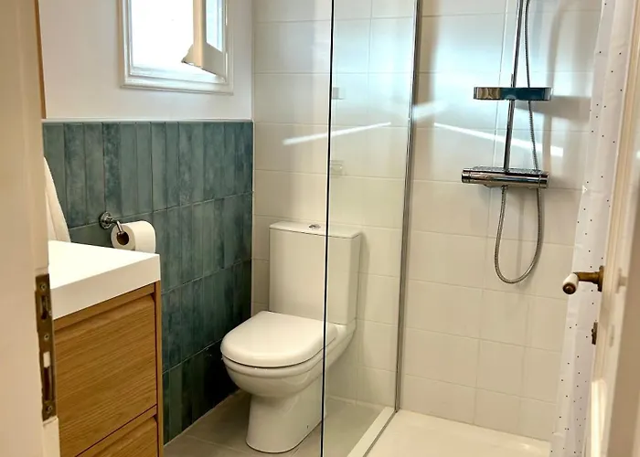 Oleander Apartment *